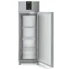 Smeg SPRF7NDX - ouvert de face avec les grilles