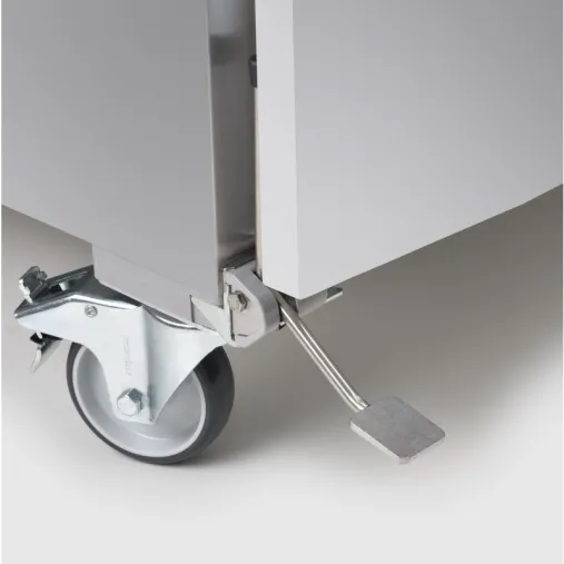 Liebherr Pedale ouverture de porte en situation pour Armoire froide professionnelle 1 porte