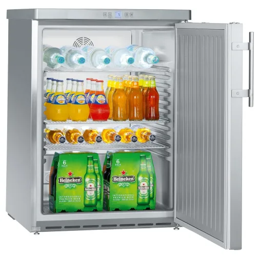 Liebherr FKUv 1660 Petit réfrigérateur professionnel table top inox en situation